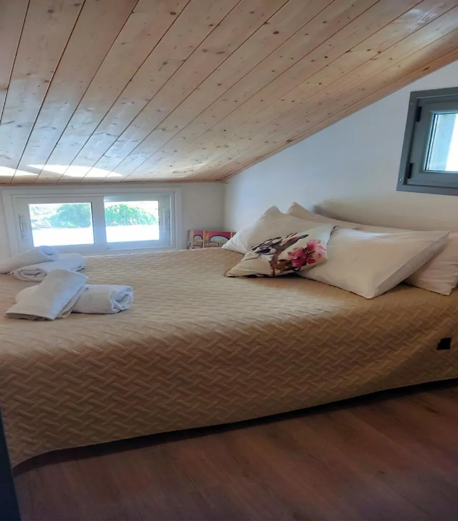 Artist'S Loft Apartment Pesadha Greece