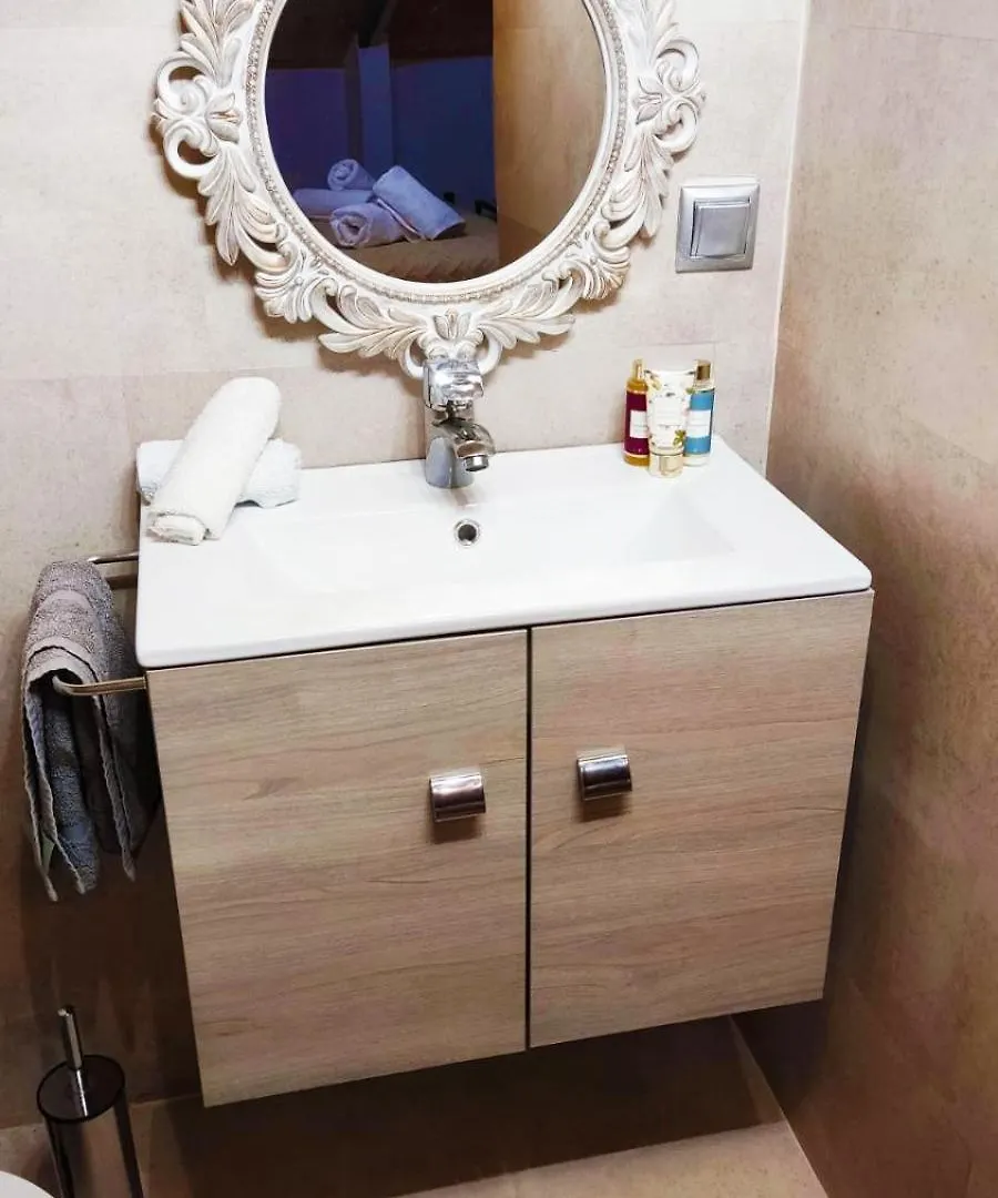 Artist'S Loft Apartment Pesadha